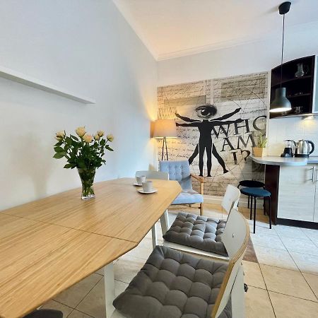 Stary Toruń Two-Story Old Town Apartment מראה חיצוני תמונה